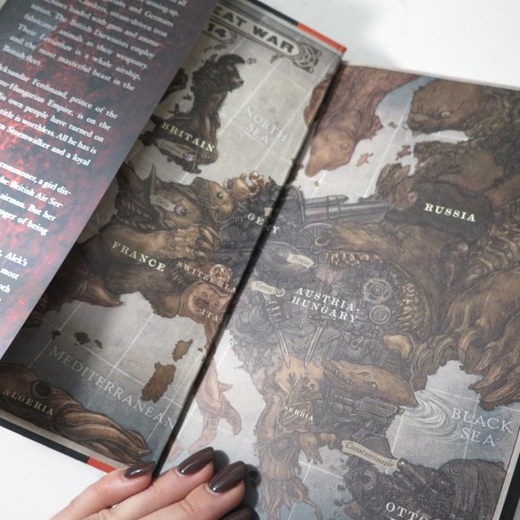 Signed Leviathan Book by Scott Westerfeld - Picture 3 of 4